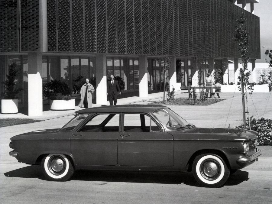  Chevrolet Corvair Deluxe 700 Sedan 1960 года  (фото 3 из 6)